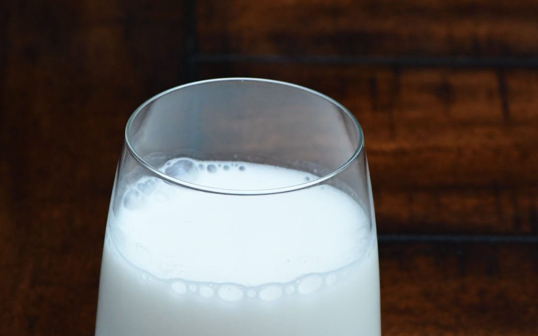 Milk Myth Busting | A Guest Post with Dietitian Erin McGraw