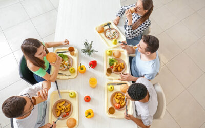 Healthy Eating in the Cafeteria: A Guide for College Students